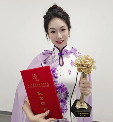 以“非遺”傳唱“非遺” ！梧州粵曲演員鐘杏沂摘“牡丹”