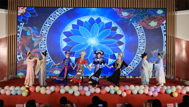 “三八”國(guó)際婦女節(jié)期間，我市各級(jí)工會(huì)舉辦系列慶祝活動(dòng)